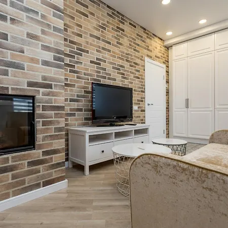 Turgus Square Apartamento *
